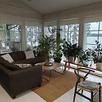 Luxury House Vaahtoranta On The Shore