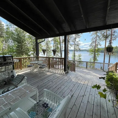 Luxury House Vaahtoranta On The Shore 빌라