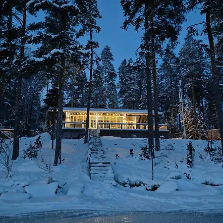 빌라 Luxury House Vaahtoranta On The Shore *