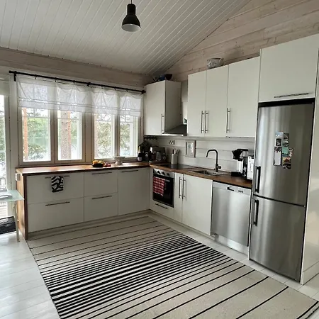 Luxury House Vaahtoranta On The Shore