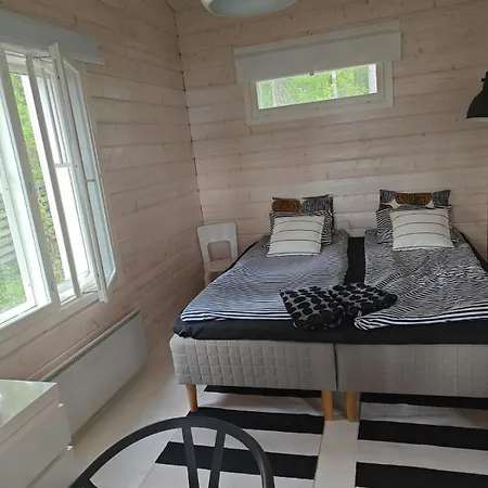 Luxury House Vaahtoranta On The Shore 빌라