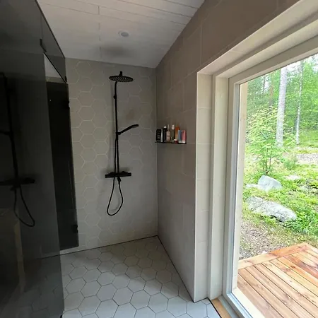 Luxury House Vaahtoranta On The Shore 쿠오피오