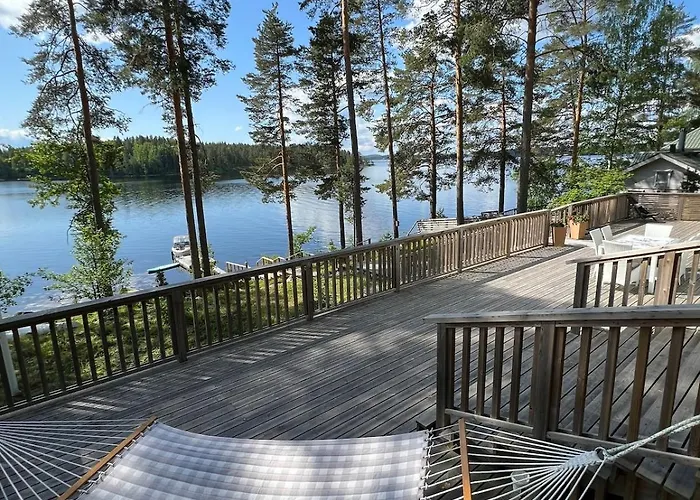 Villa Luxury House Vaahtoranta On The Shore