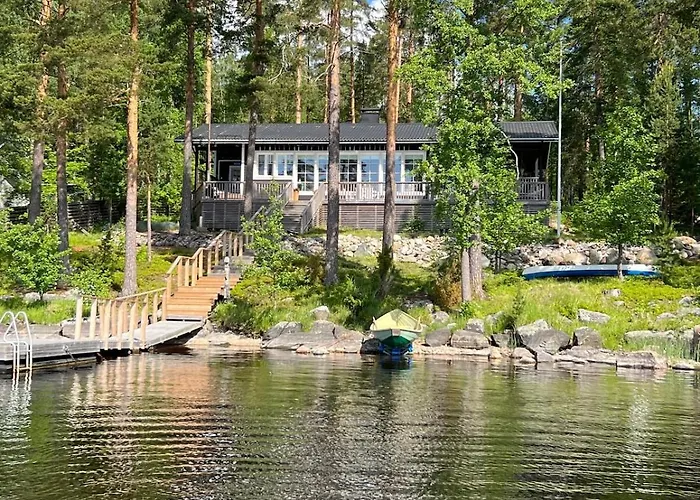 Luxury House Vaahtoranta On The Shore Kuopio