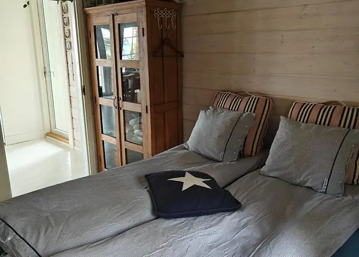 Luxury House Vaahtoranta On The Shore Villa