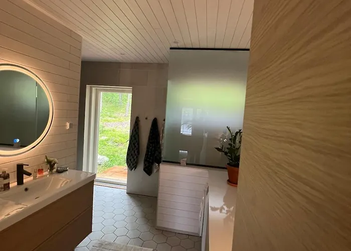 Luxury House Vaahtoranta On The Shore Villa