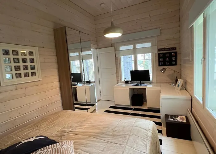 Villa Luxury House Vaahtoranta On The Shore *