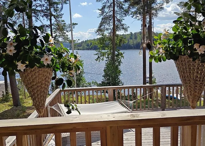 Villa Luxury House Vaahtoranta On The Shore